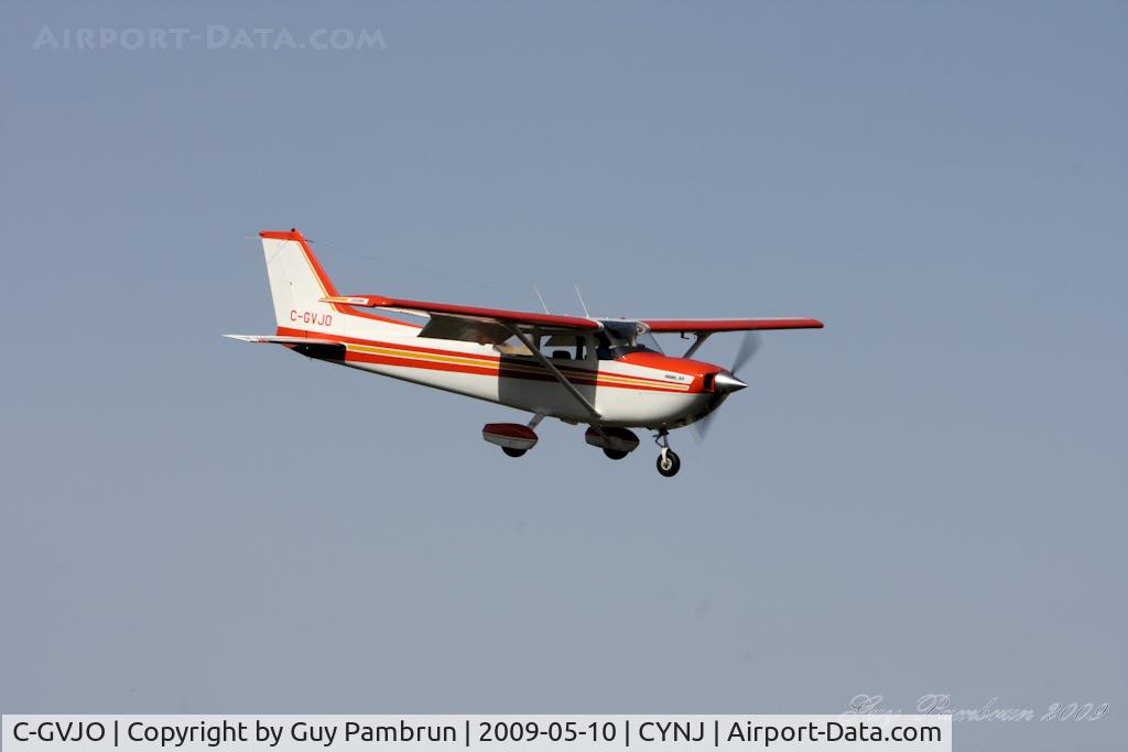 C-GVJO, 1977 Cessna R172K Hawk XP C/N R1722108, Arriving