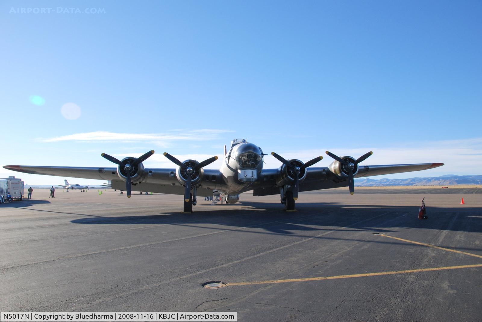 N5017N, 1944 Lockheed/Vega (Boeing) B-17G-105-VE Flying Fortress C/N 8649, Aluminum Overcast at the Salute to Veterans event.