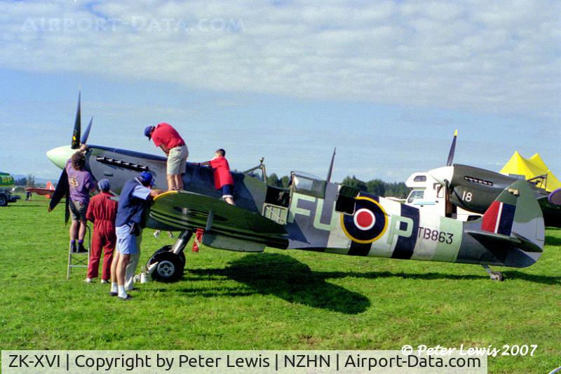 ZK-XVI, 1945 Supermarine 361 Spitfire LF.XVIe C/N CBAF.IX.10895, Alpine Deer Group Ltd., Wanaka - 1995