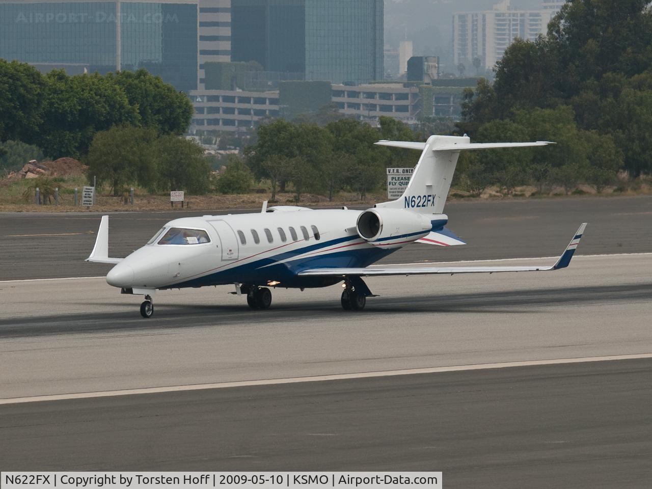 N622FX, 2008 Learjet Inc 45 C/N 2095, N622FX departing from RWY 21