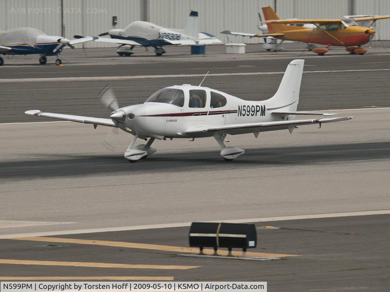 N599PM, 2004 Cirrus SR22 C/N 1246, N599PM departing from RWY 21