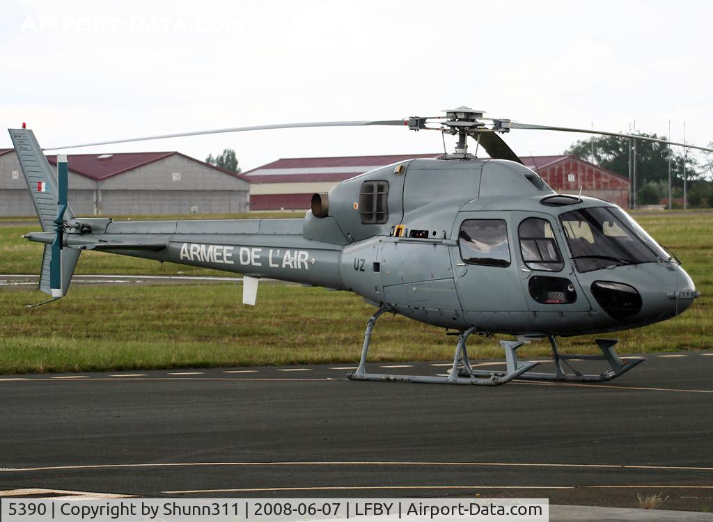 5390, Aérospatiale AS-555AN Fennec C/N 5390, Used as a demo aircraft during LFBY Open Day 2008