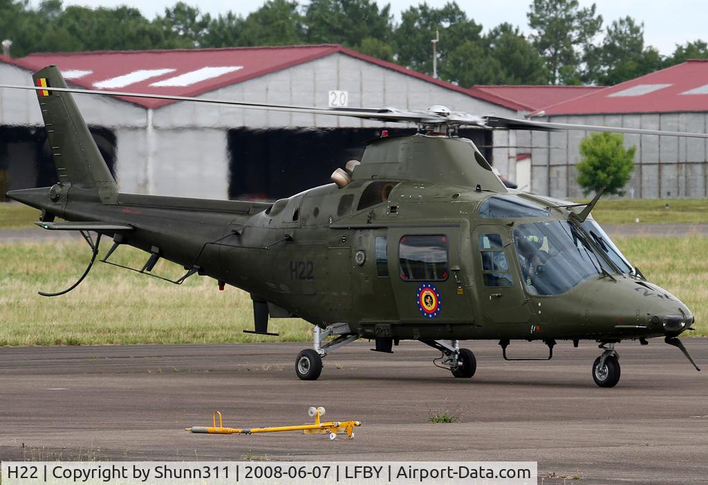 H22, 1993 Agusta A-109BA C/N 0322, Used as a demo aircraft during LFBY Open Day 2008