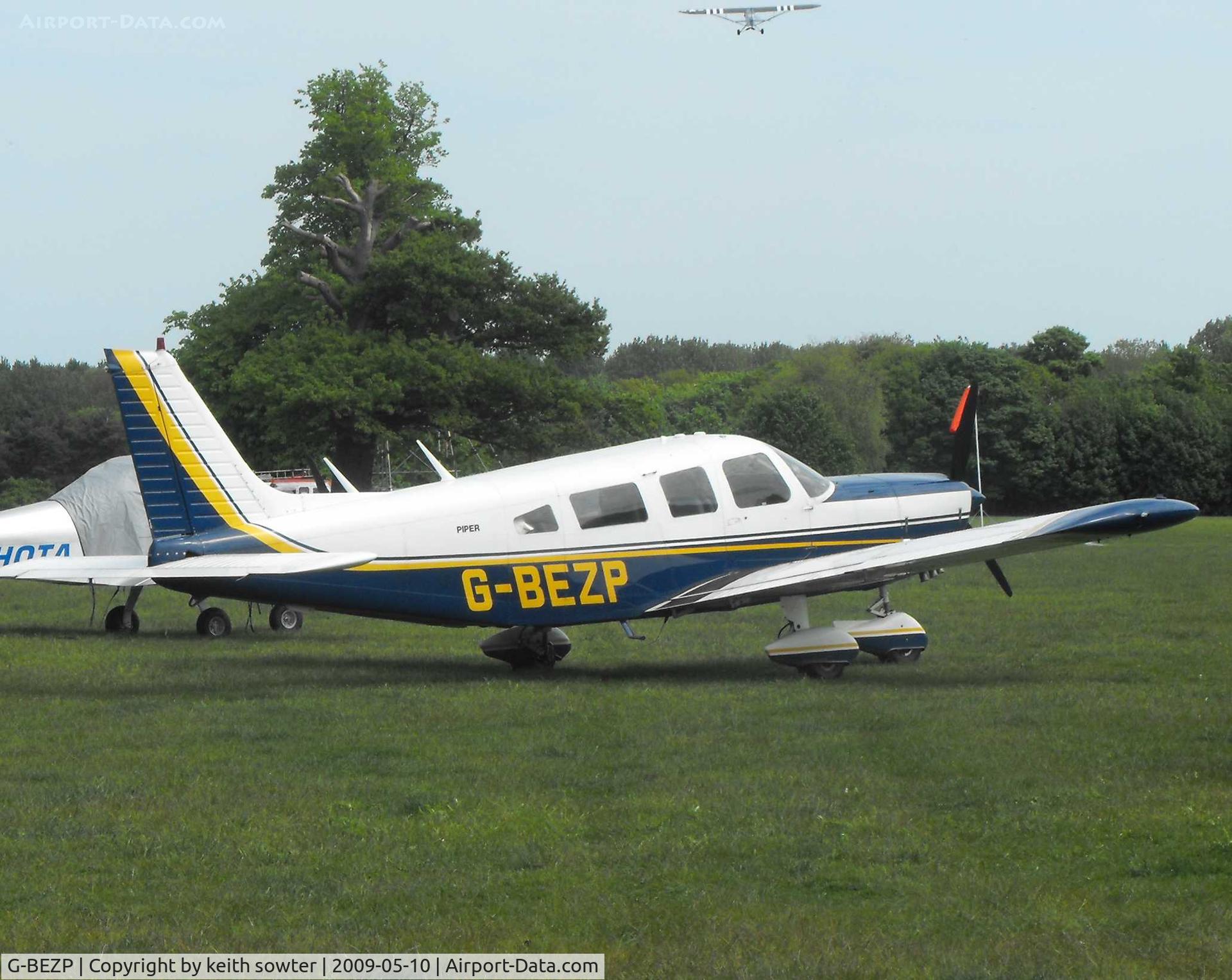 G-BEZP, 1977 Piper PA-32-300 Cherokee Six Cherokee Six C/N 32-7740087, Attending the Annual Wings and Wheels event at Henham Park Suffolk