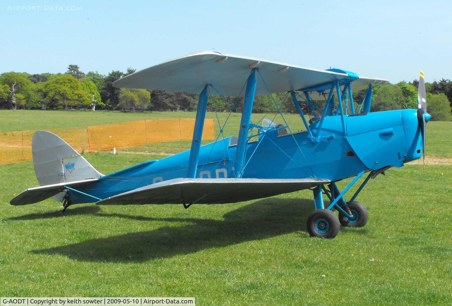 G-AODT, 1940 De Havilland DH-82A Tiger Moth II C/N 83109, Attending the Annual Wings and Wheels event at Henham Park Suffolk