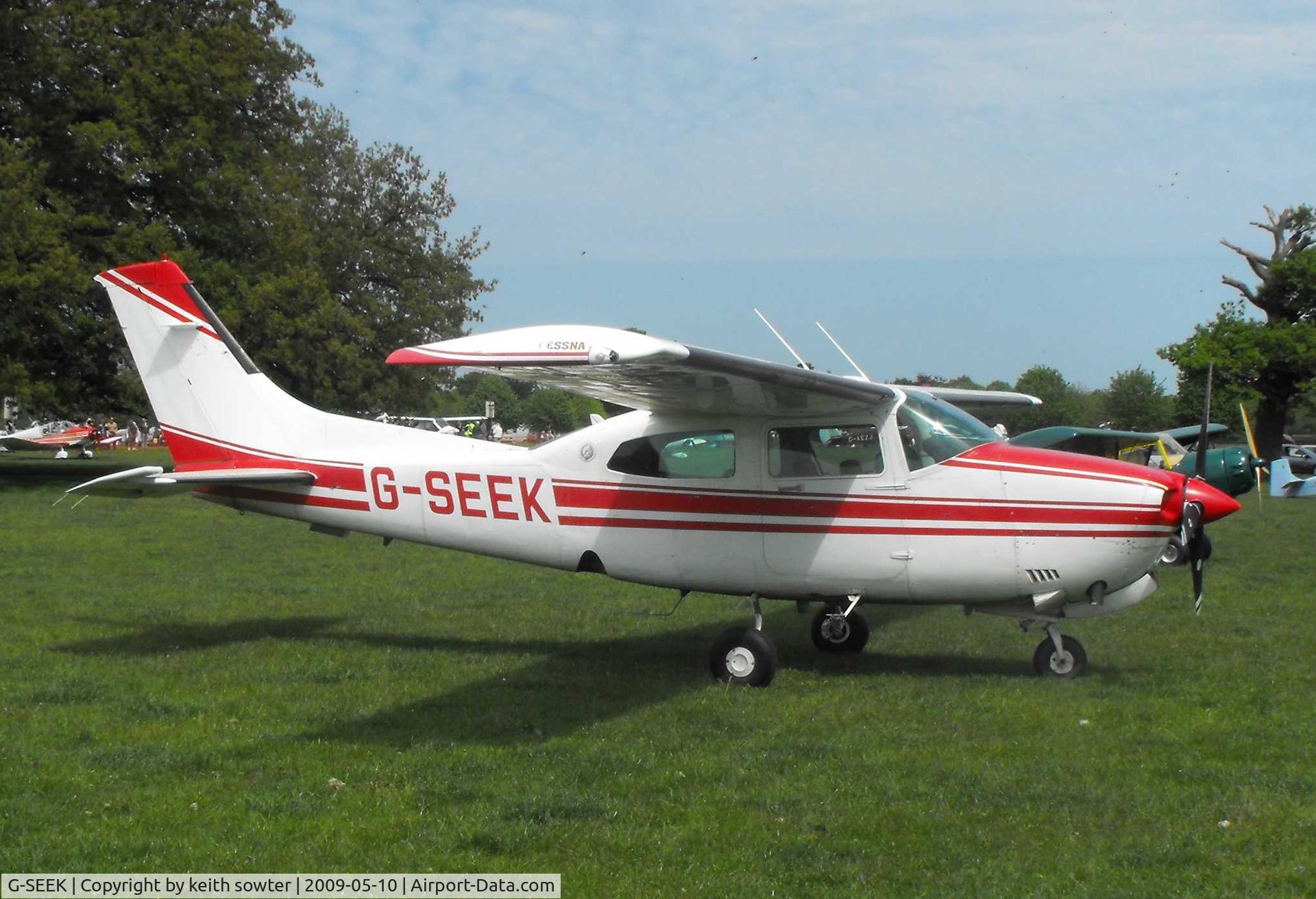 G-SEEK, 1982 Cessna T210N Turbo Centurion C/N 21064579, Attending the Annual Wings and Wheels event at Henham Park Suffolk