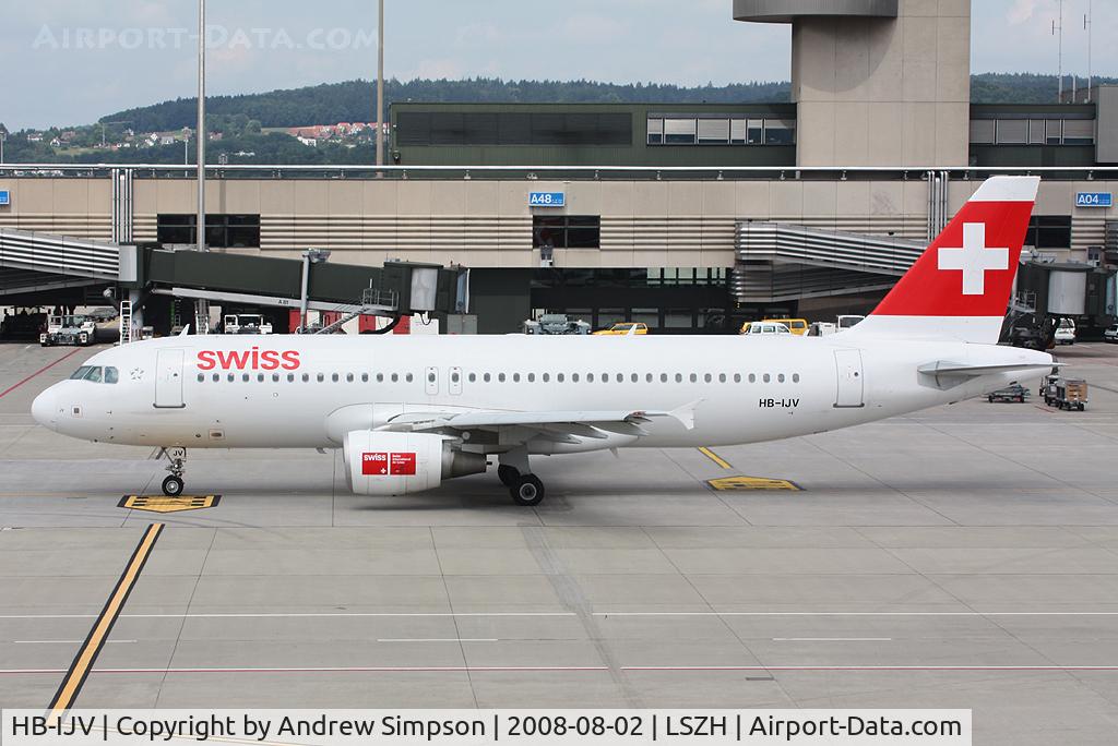 HB-IJV, 2003 Airbus A320-214 C/N 2024, At Zurich.