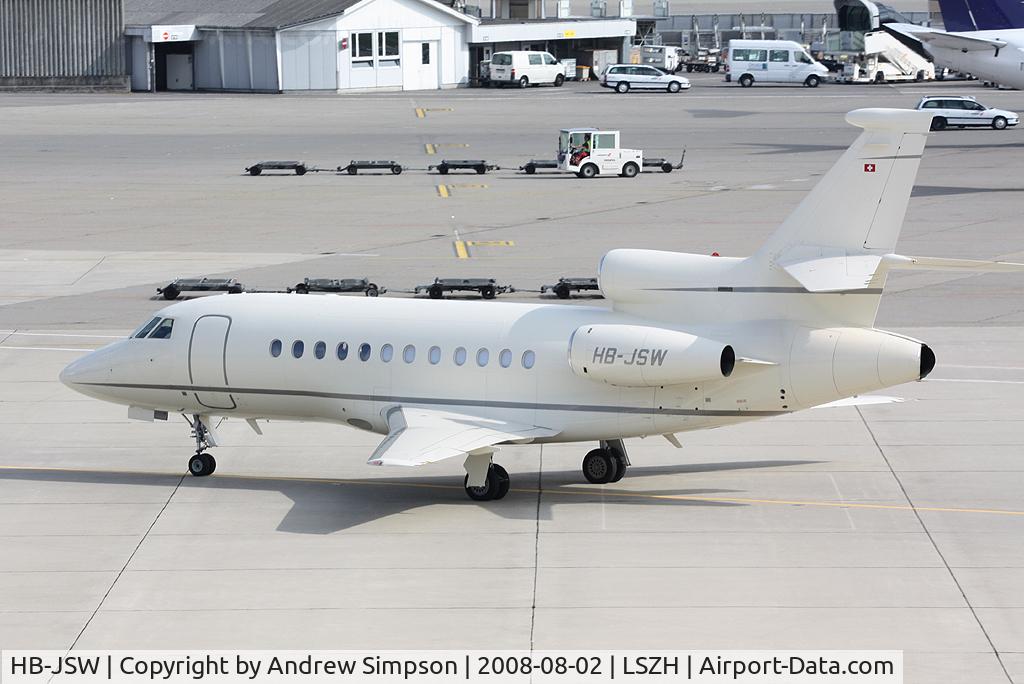HB-JSW, 2005 Dassault Falcon 900DX C/N 601, At Zurich.