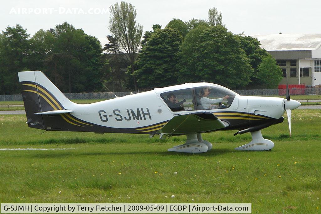 G-SJMH, 2008 Robin DR-400-140B Dauphin Major Major C/N 2637, Visiting Robin at Kemble on Great Vintage Flying Weekend