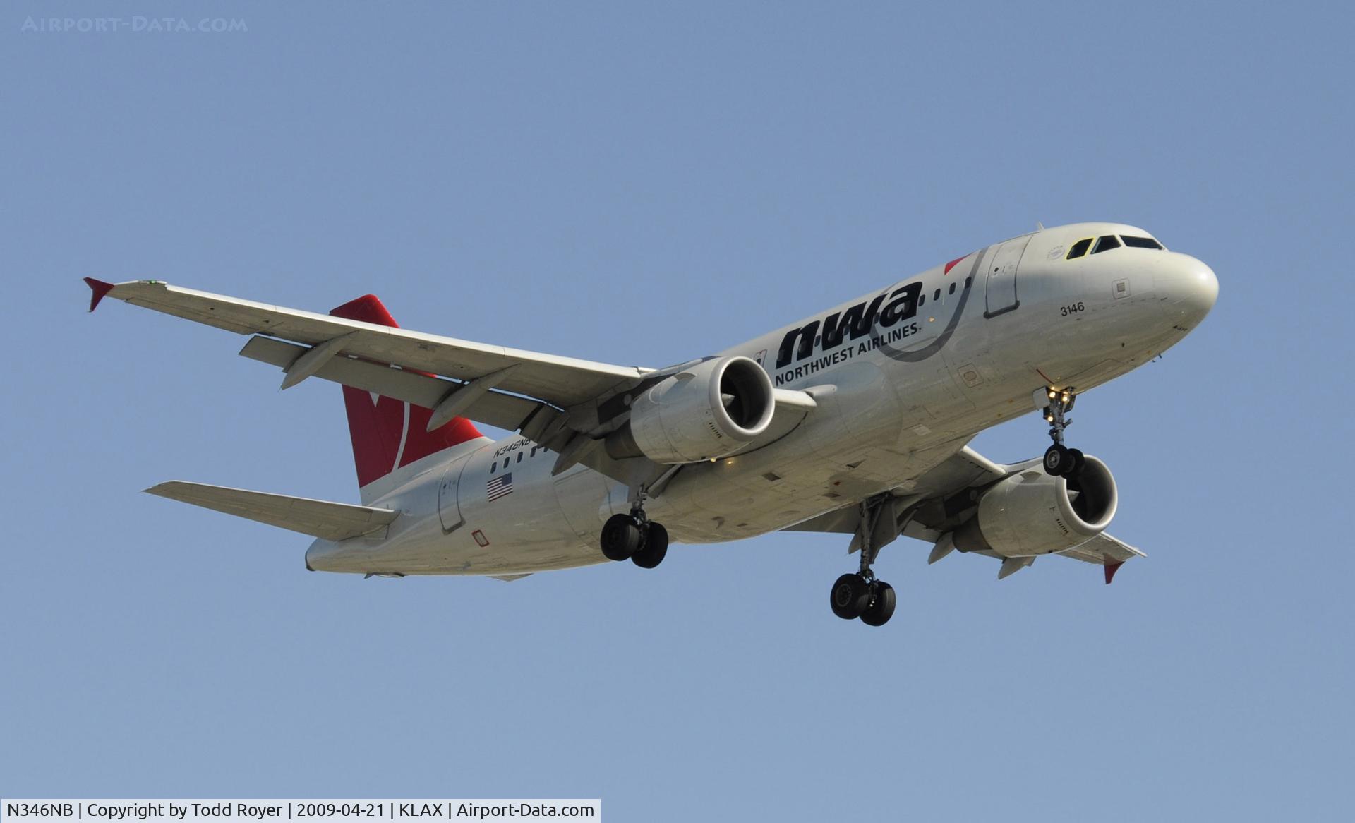 N346NB, 2002 Airbus A319-114 C/N 1796, Landing 24R at LAX