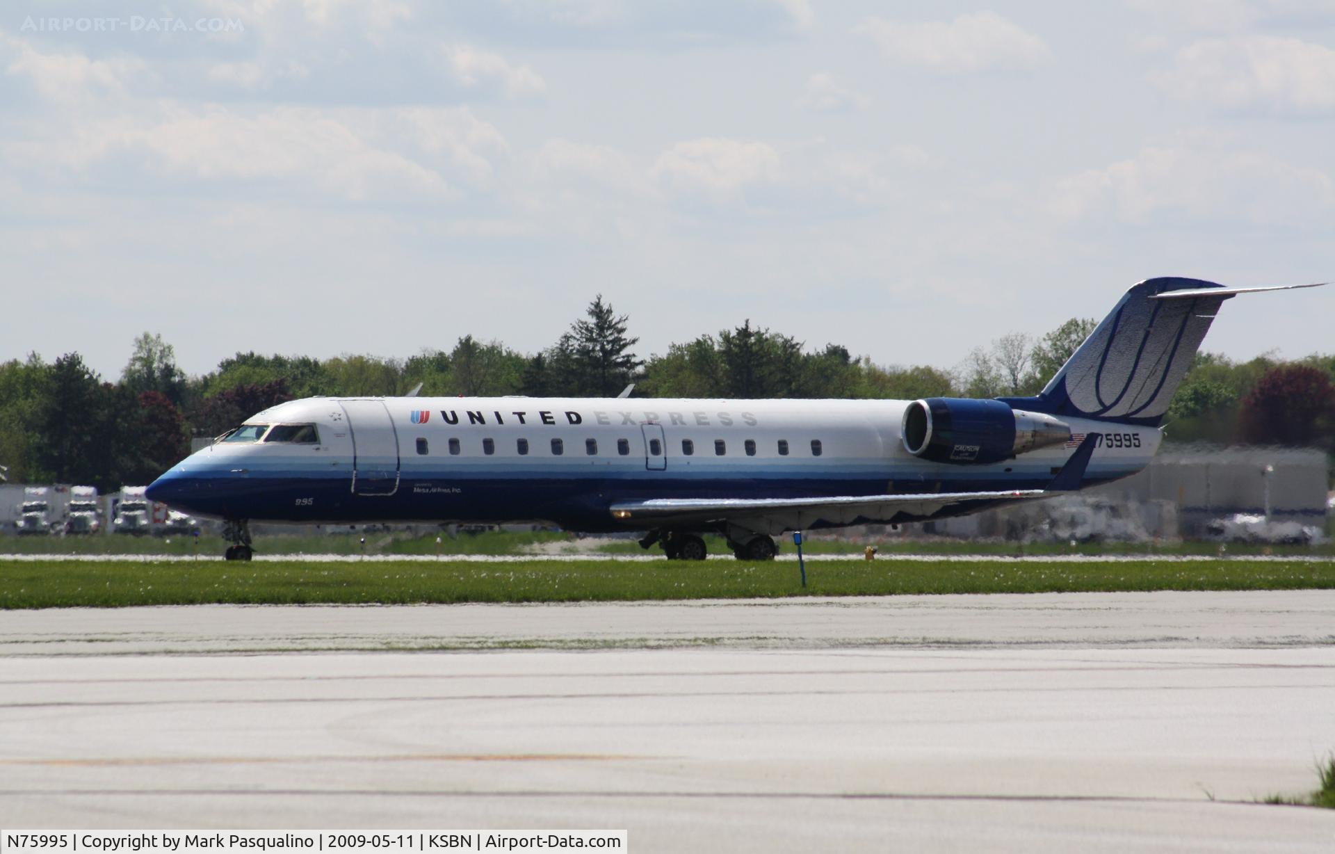 N75995, 1999 Bombardier CRJ-200ER (CL-600-2B19) C/N 7361, CL-600-2B19