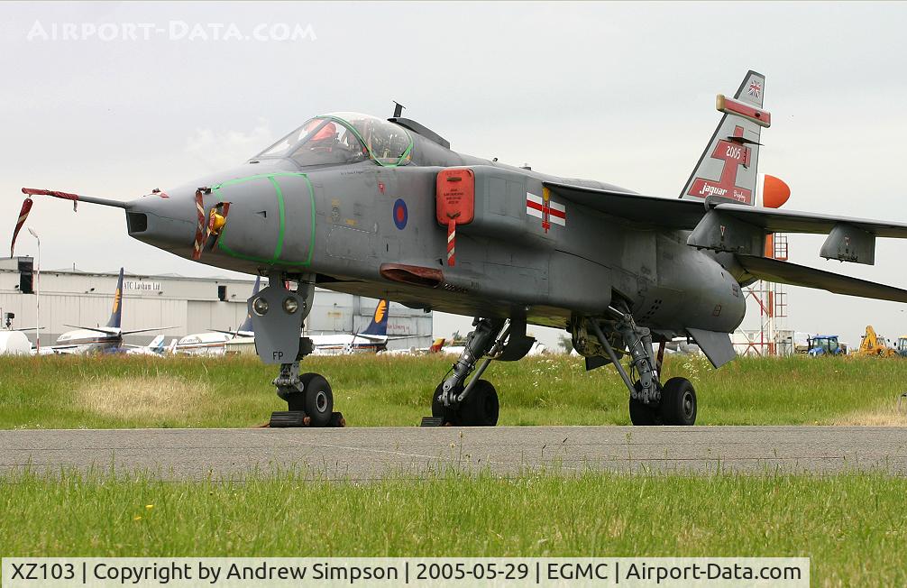 XZ103, 1976 Sepecat Jaguar GR.3A C/N S.104, At Southend.