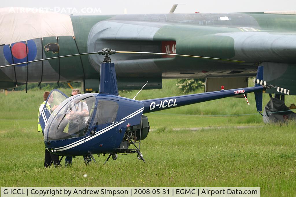 G-ICCL, 1990 Robinson R22 Beta C/N 1608, At Southend.