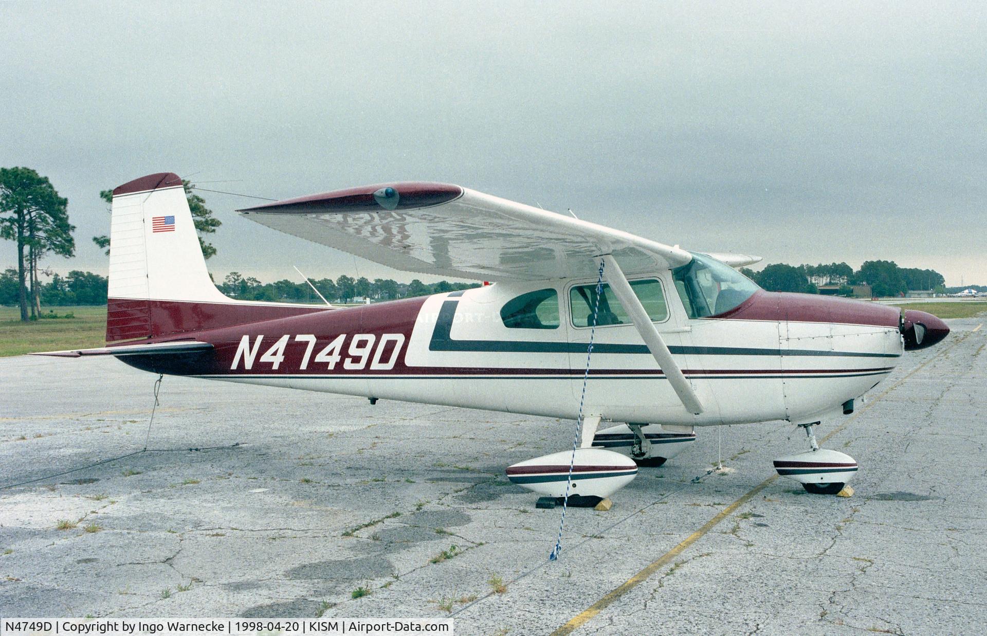 N4749D, 1957 Cessna 182A Skylane C/N 34849, Cessna 182A at Kissimmee airport, close to the Flying Tigers Aircraft Museum