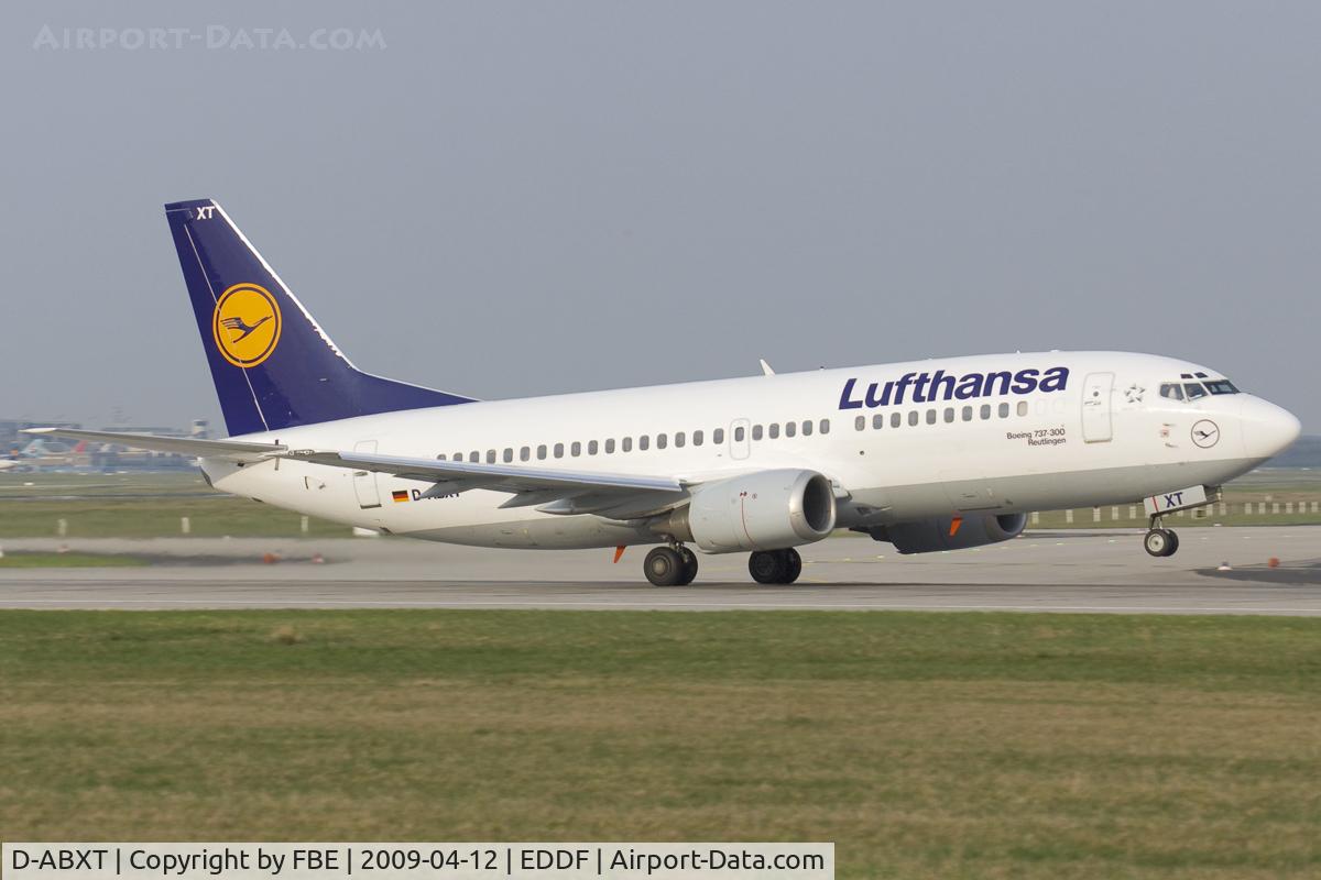 D-ABXT, 1989 Boeing 737-330 C/N 24281, rotation