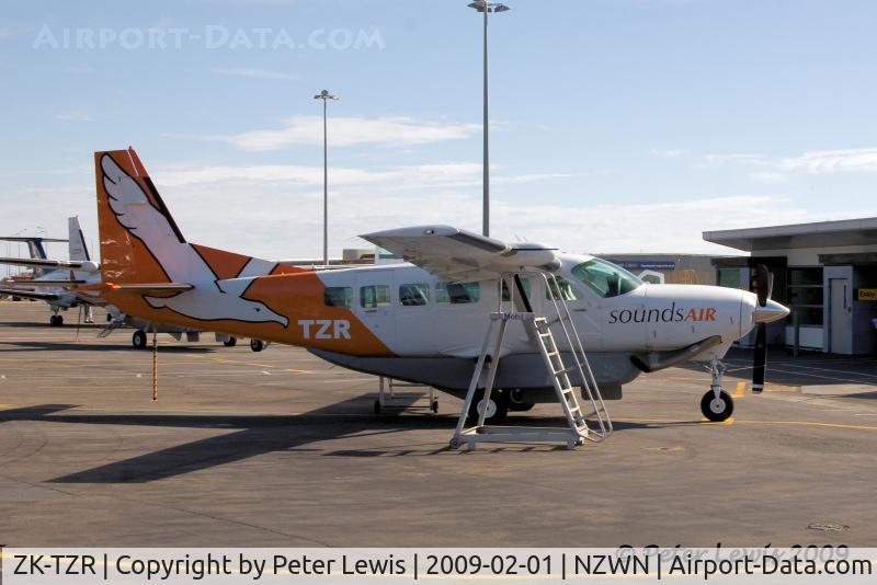 ZK-TZR, 2002 Cessna 208 Caravan I C/N 20800360, Sounds Air Travel & Tourism Ltd., Picton