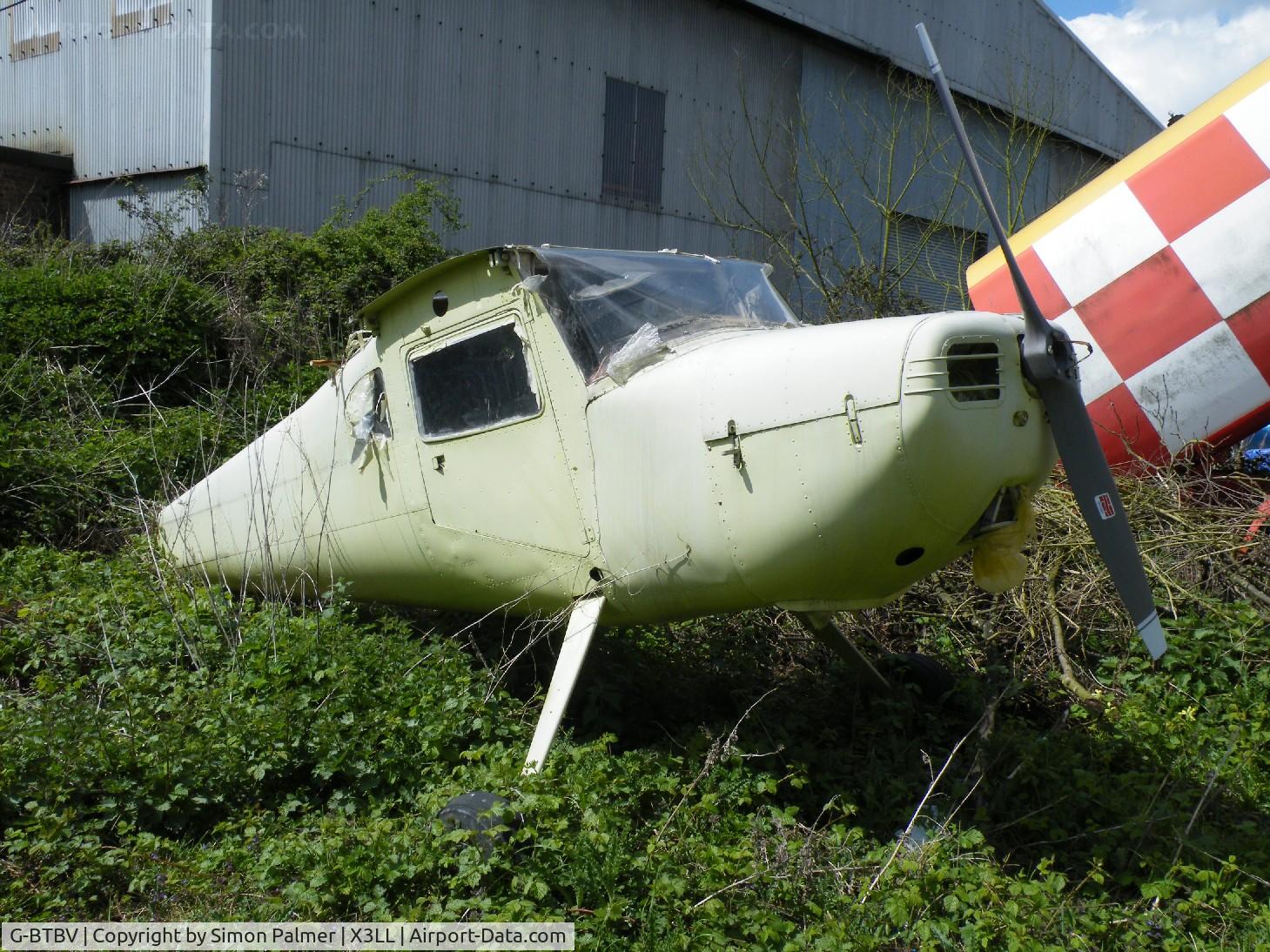 G-BTBV, 1947 Cessna 140 C/N 12727, Unidentified fuselage at Little Staughton