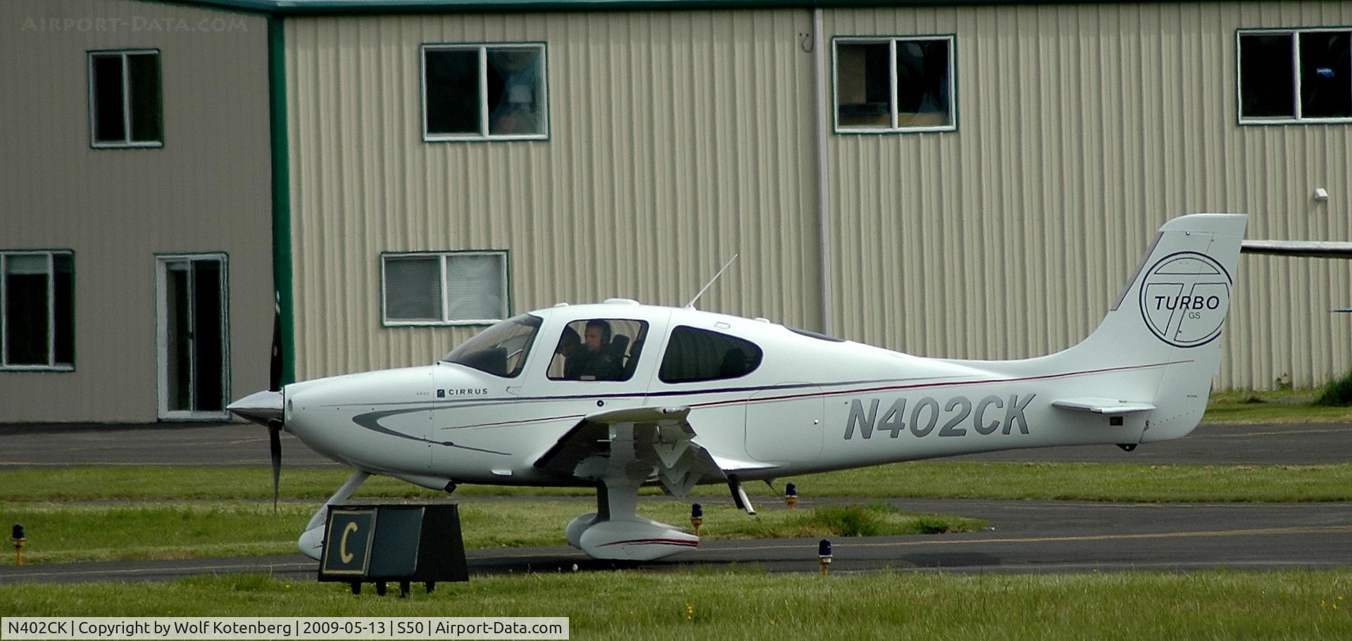 N402CK, Cirrus SR22T C/N 3404, long pre flight
