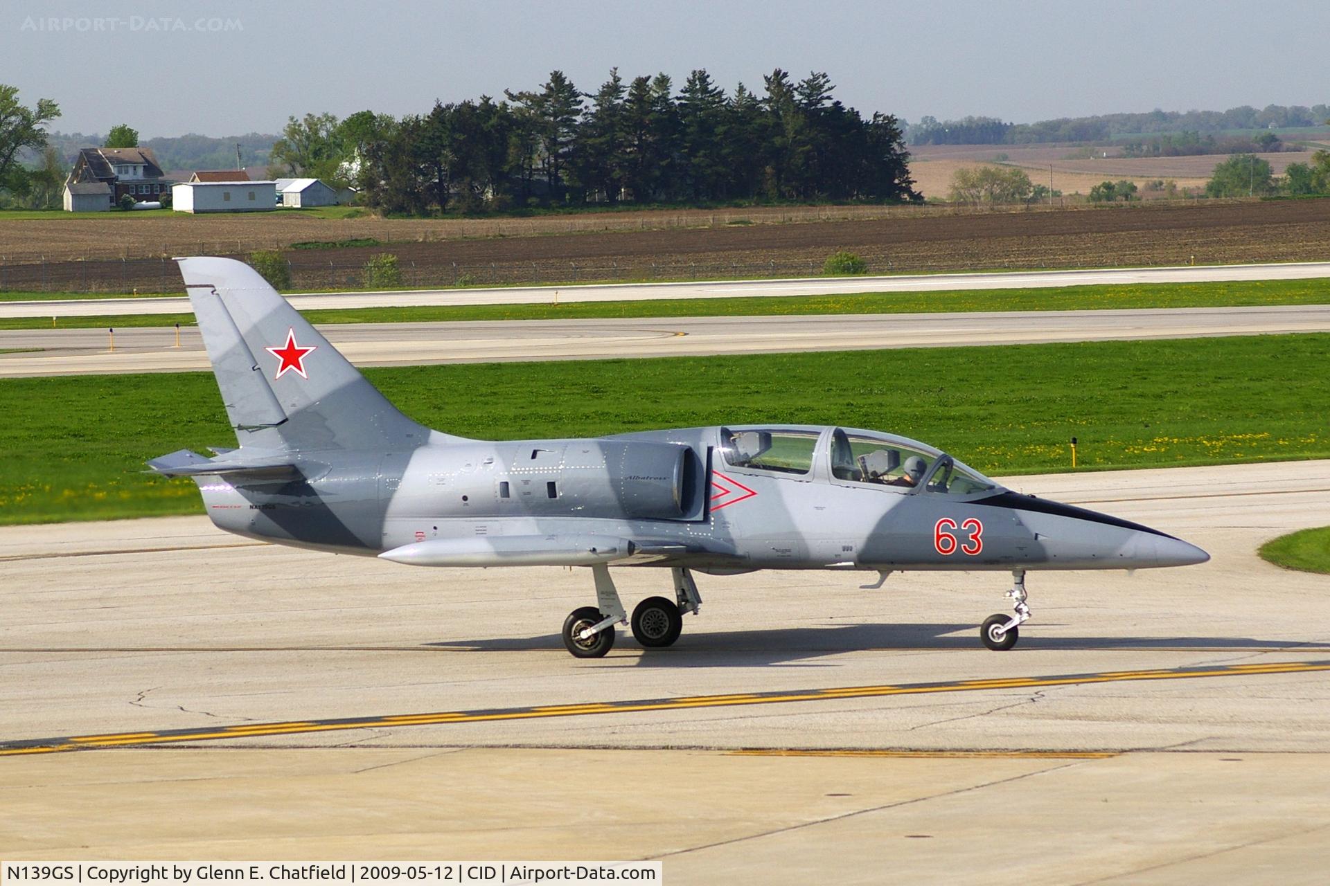 N139GS, Aero L-39C Albatros C/N 432833, Taxiing by my window on the way to Landmark Aviation