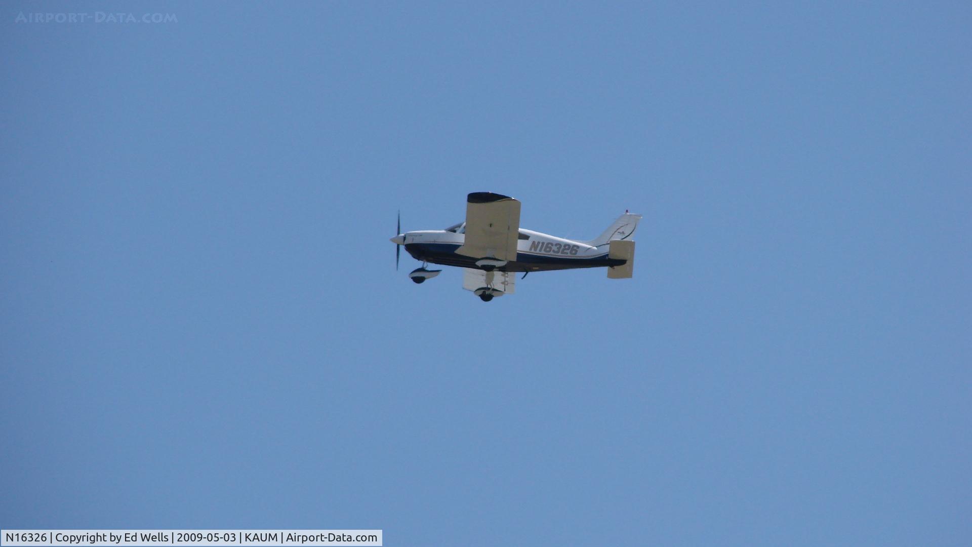 N16326, 1973 Piper PA-28-180 C/N 28-7305227, At AUM