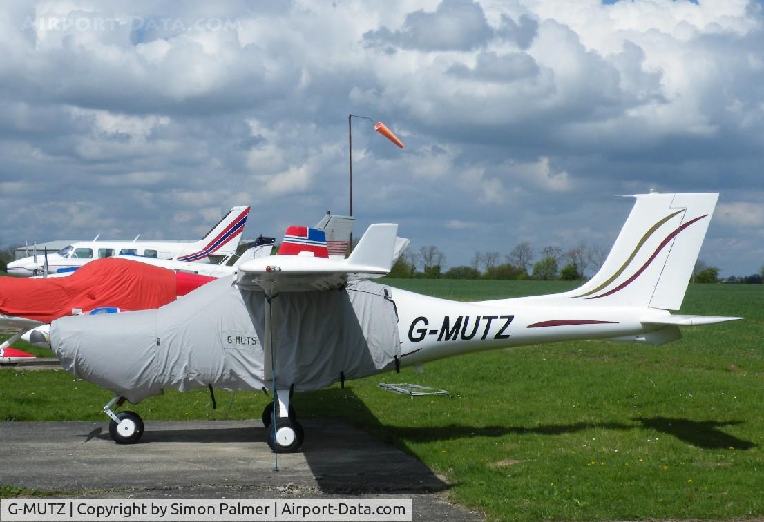 G-MUTZ, 2005 Jabiru J430 C/N PFA 336-14171, Jabiru J430 at Little Staughton