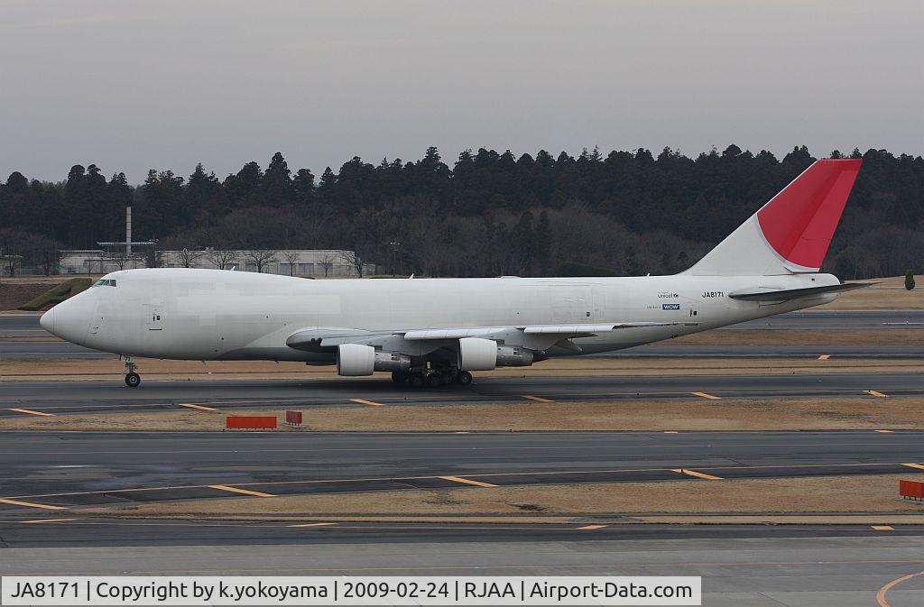 JA8171, 1986 Boeing 747-246F C/N 23391, without titles JAL.B747-200F