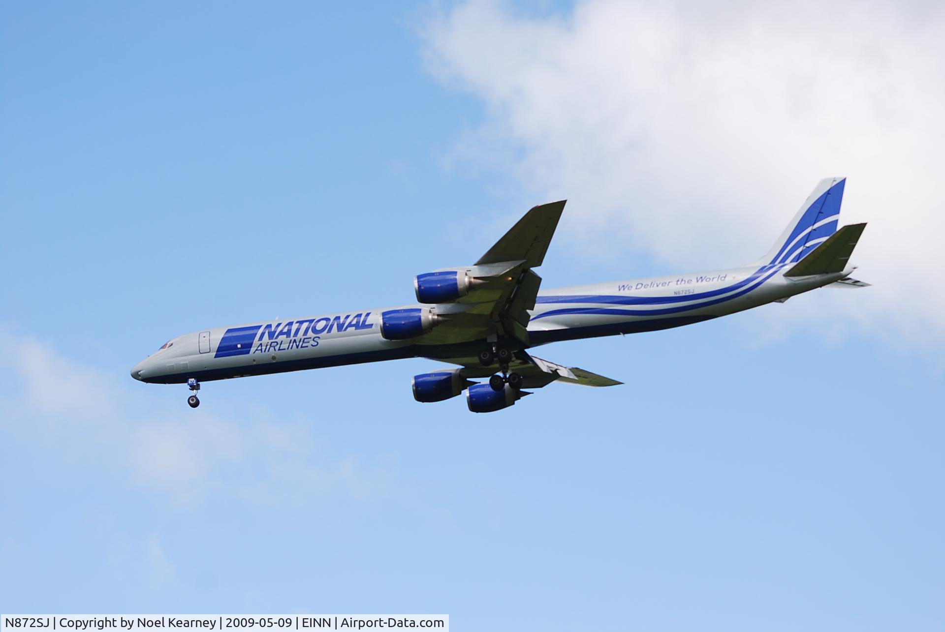 N872SJ, 1969 Douglas DC-8-71F C/N 46040, Landing RWY 24
