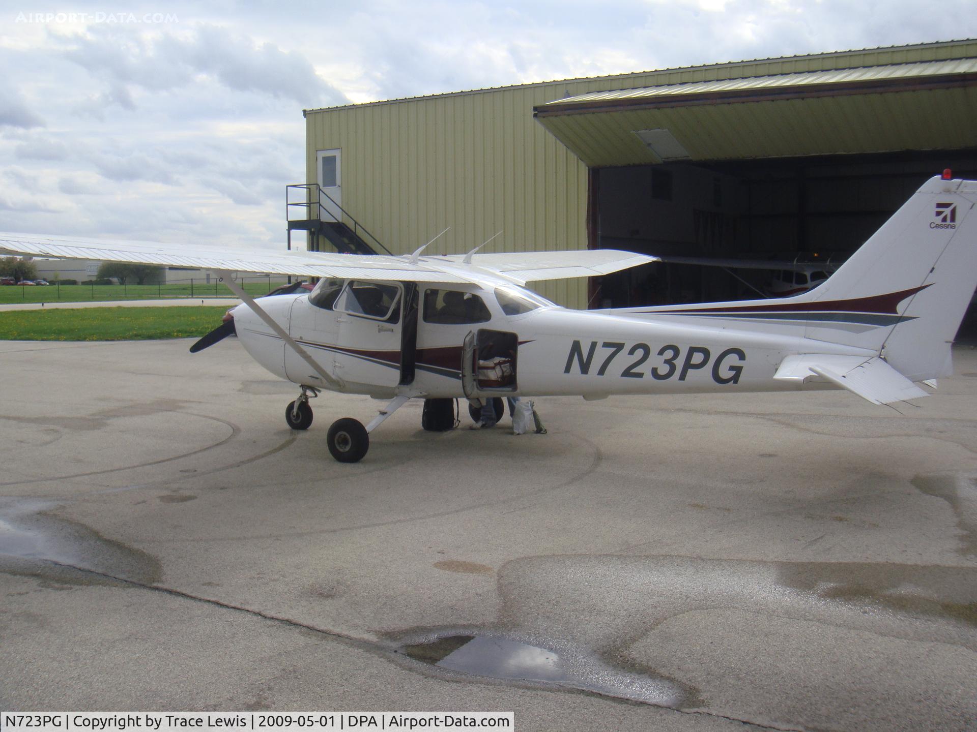 N723PG, 1998 Cessna 172R C/N 17280675, at DPA