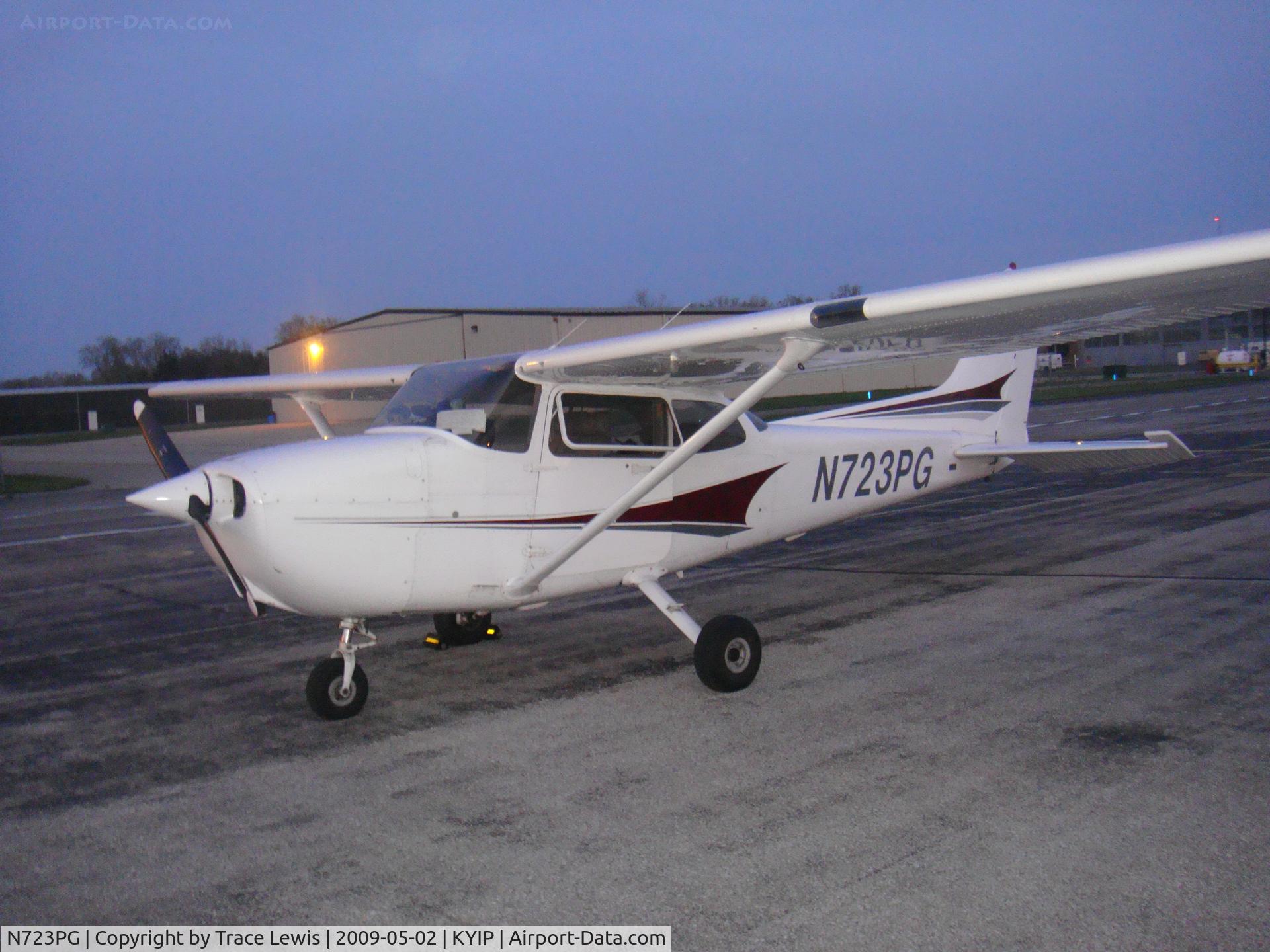 N723PG, 1998 Cessna 172R C/N 17280675, YIP