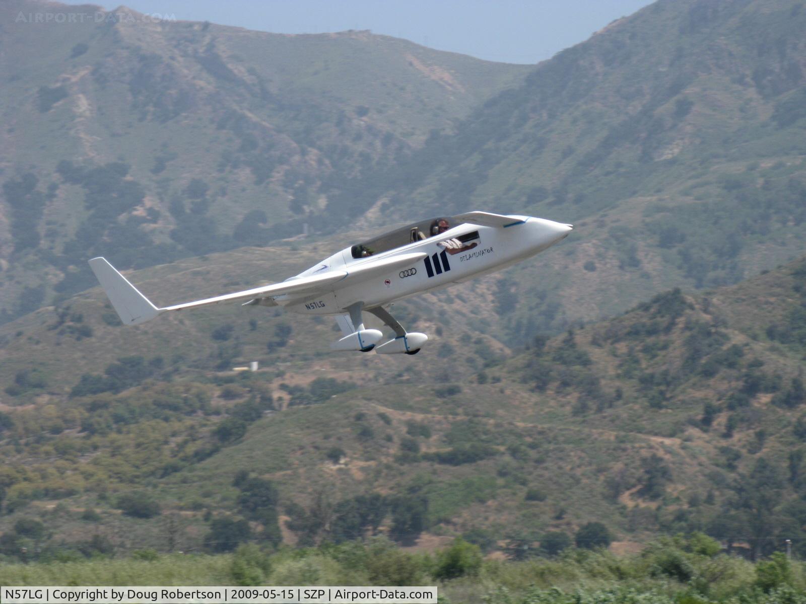 N57LG, 1983 Rutan VariEze C/N 57Z, 1983 Godsey/Savier VARI-EZE 'Delaminator III', Continental O-200 100+ Hp, Light Speed Eng. ignition, Takeoff climb Rwy 22, Holder FAI Class C-1.A world records: 1,000 km at 203.67 mph; 2,000 km at 200.12 mph, scimitar prop