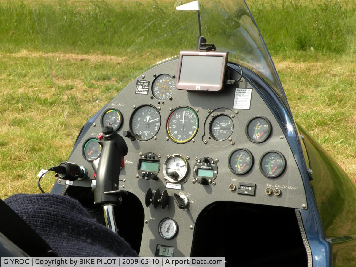 G-YROC, 2008 Rotorsport UK MT-03 C/N RSUK/MT-03/O44, MT-03 AUTOGYRO COCKPIT AT BRIMPTON FLY-IN