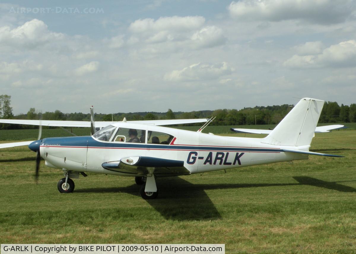 G-ARLK, 1961 Piper PA-24-250 Comanche C/N 24-2433, NICE COMMANCHE TAXYING TO IT'S PARKING SPOT BRIMPTON FLY-IN