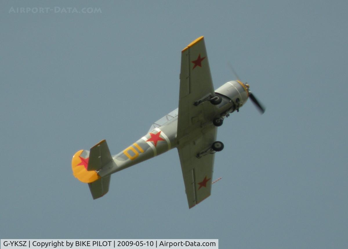 G-YKSZ, 1993 Yakovlev (Aerostar) Yak-52 C/N 9311709, SIERRA ZULU DISPLAYING AT BRIMPTON FLY-IN