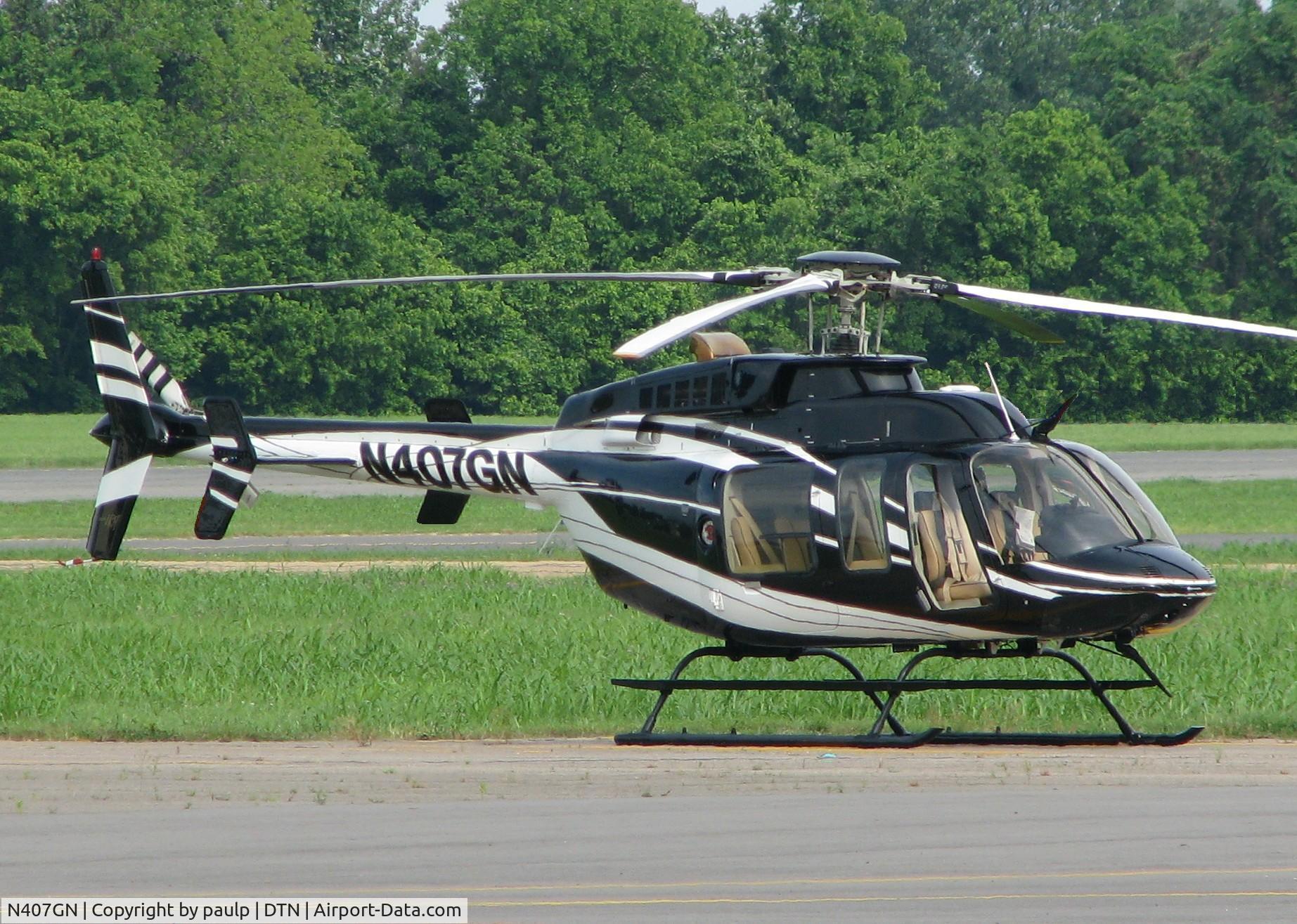 N407GN, 2002 Bell 407 C/N 53539, At Downtown Shreveport.