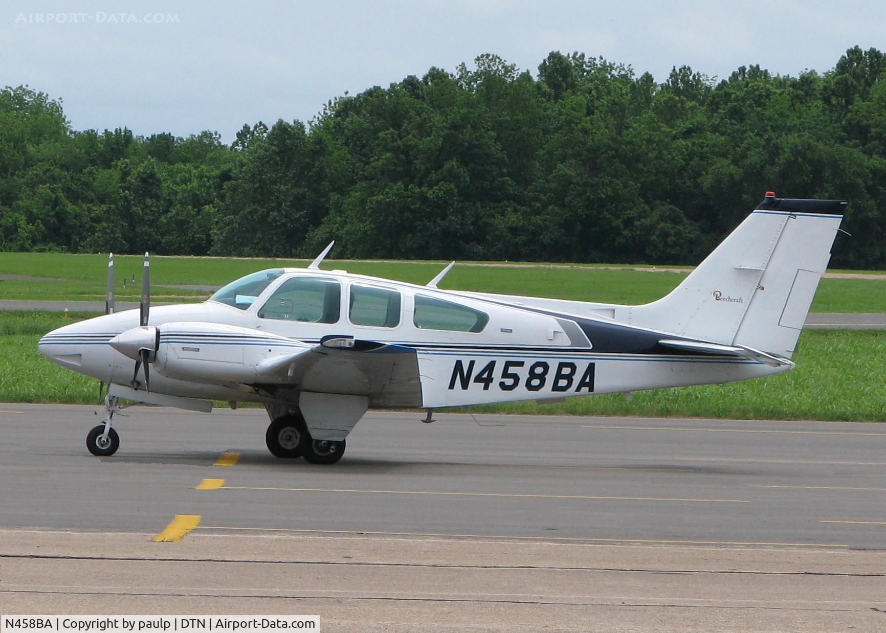 N458BA, 1975 Beech 95-B55 Baron C/N TC-1830, At Downtown Shreveport.