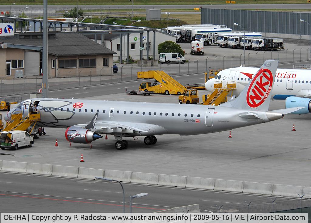 OE-IHA, 2009 Embraer 190LR (ERJ-190-100LR) C/N 19000285, NIKI's first E 190 arrived today at 03:41 local time