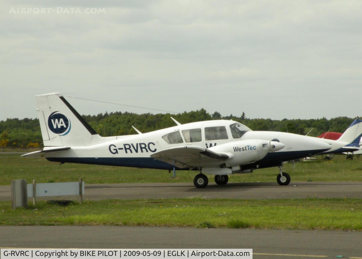 G-RVRC, 1974 Piper PA-23-250 Aztec E C/N 27-7405336, PASSING THE CAFE