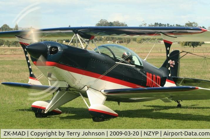 ZK-MAD, Pitts S-2B Special C/N 5087, ZKMAD at Waipukurau March 2009