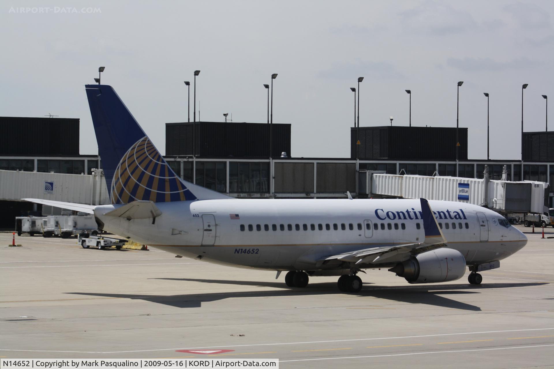 N14652, 1998 Boeing 737-524 C/N 28913, Boeing 737-500