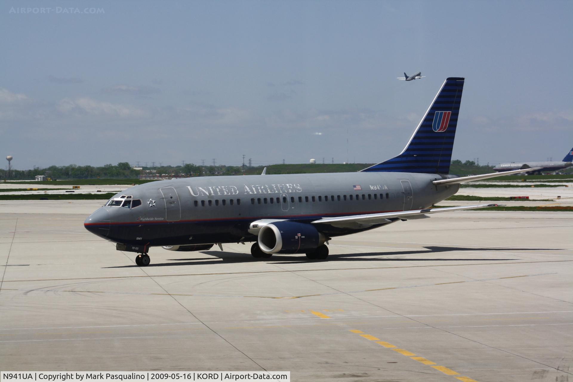 N941UA, 1992 Boeing 737-522 C/N 26676, Boeing 737-500
