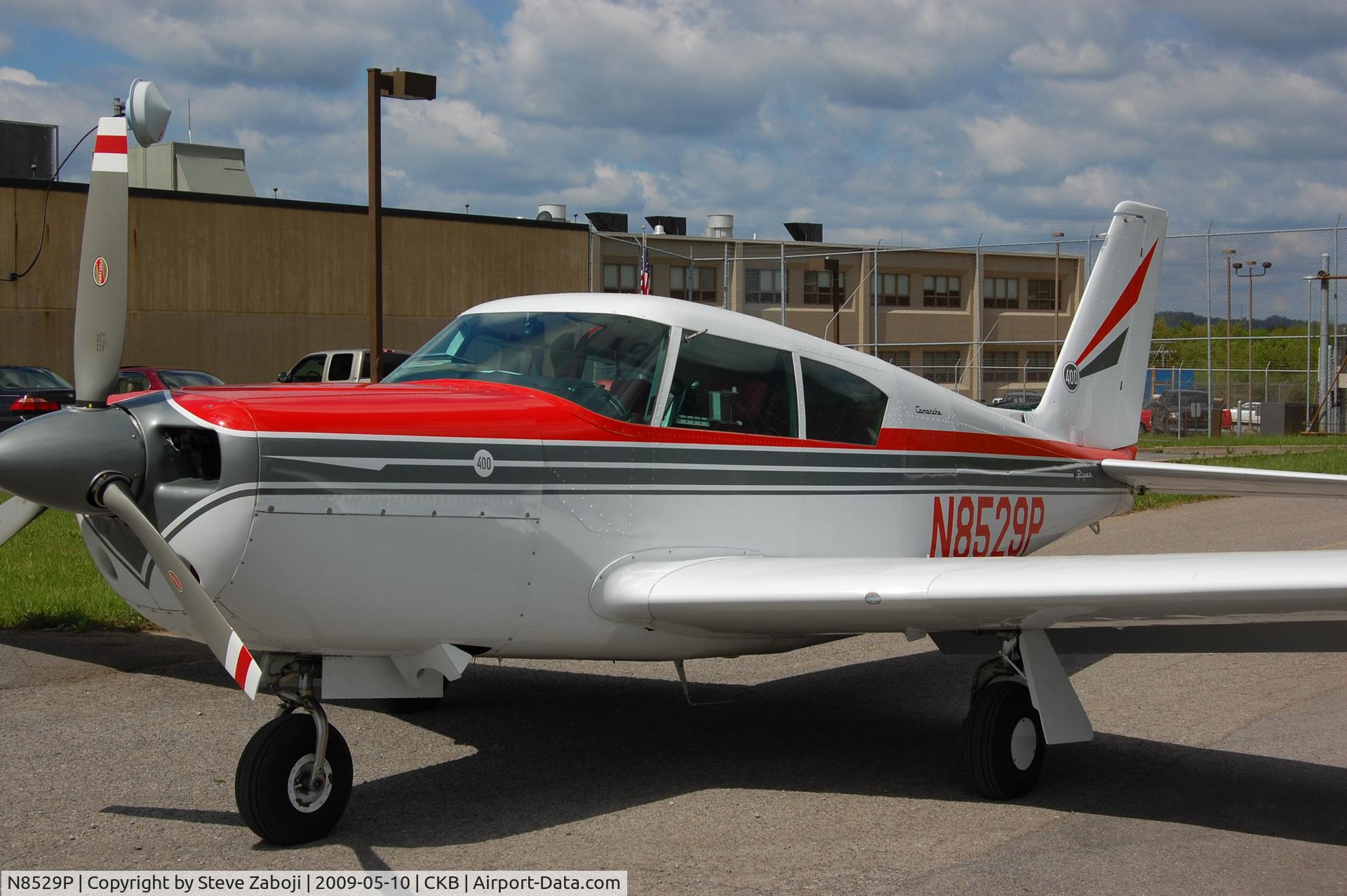 N8529P, 1965 Piper PA-24-400 Comanche 400 C/N 26-110, Getting Fuel At CKB