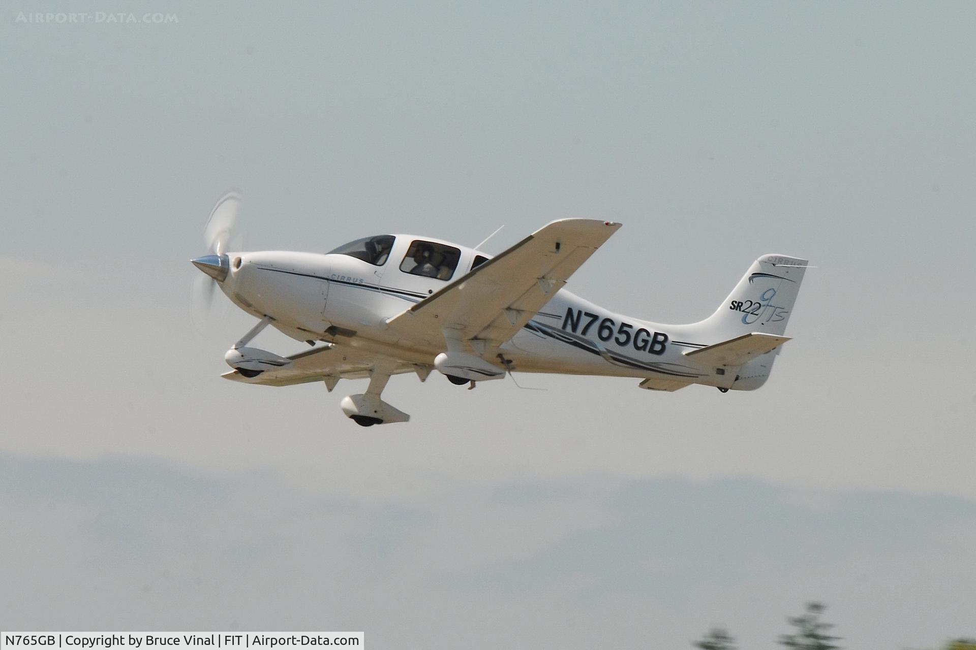 N765GB, 2007 Cirrus SR22 C/N 2321, Fitchburg Mun. Airport