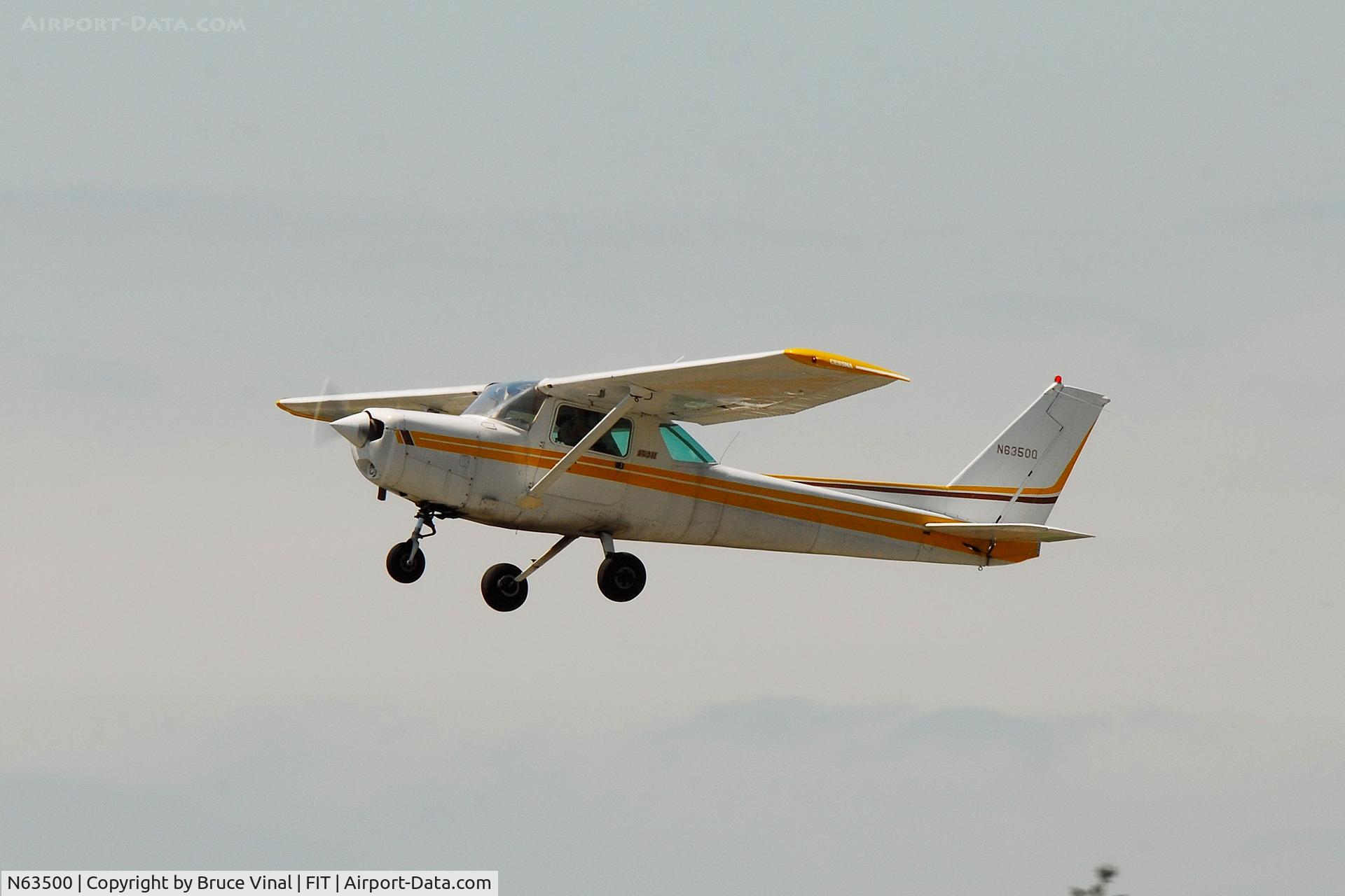 N63500, 1975 Cessna 150M C/N 15077349, Fitchburg Mun. Airport