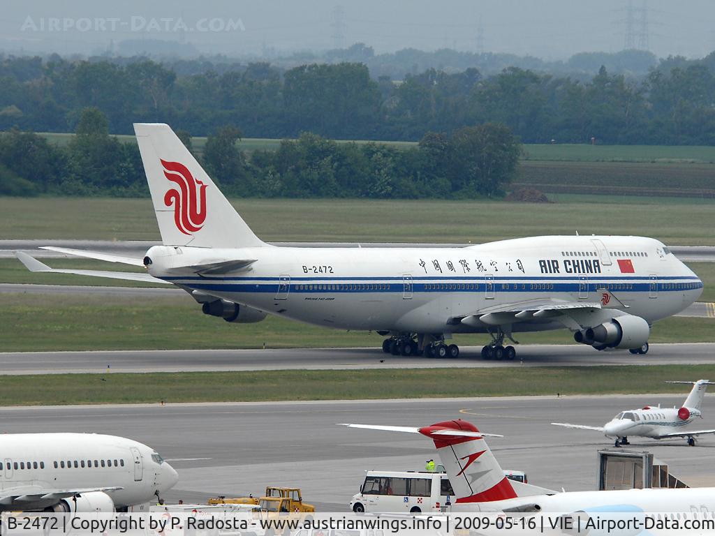 B-2472, 2000 Boeing 747-4J6 C/N 30158, Arrived to VIE on 15th May 09 for a official visit of the president of the chinese parliament