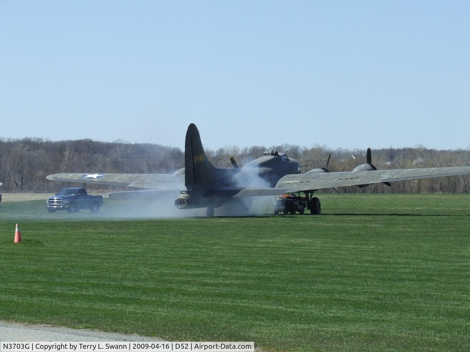 N3703G, 1945 Boeing B-17G Flying Fortress C/N 44-83546-A, Starting the engines after winter maintenance.