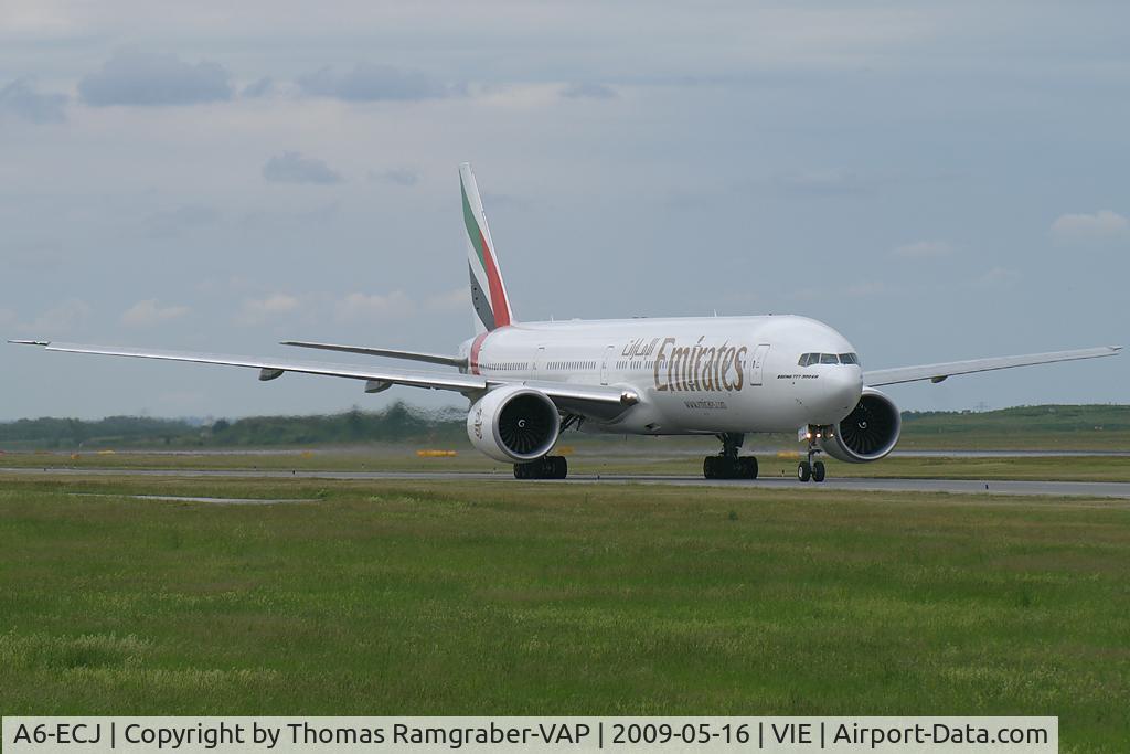 A6-ECJ, 2008 Boeing 777-31H/ER C/N 35583, Emirates Boeing 777-300