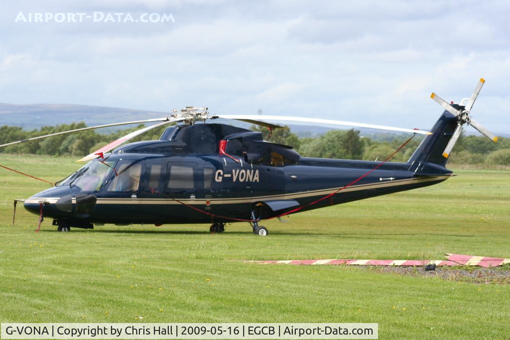 G-VONA, 1980 Sikorsky S-76A C/N 760086, Barton Fly-in and Open Day