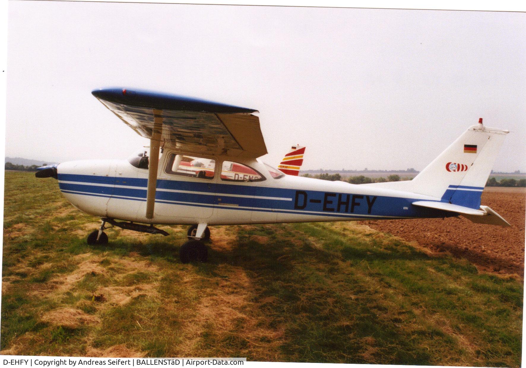 D-EHFY, Reims F172G Skyhawk C/N 0184, Ballenstädt 2002