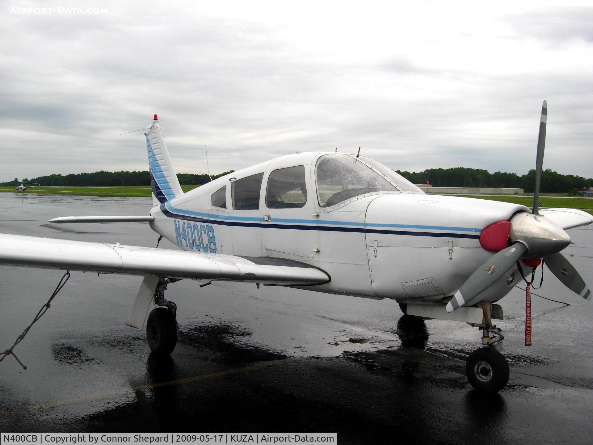 N400CB, 1969 Piper PA-28R-180 Cherokee Arrow C/N 28R-31123, Piper on ramp