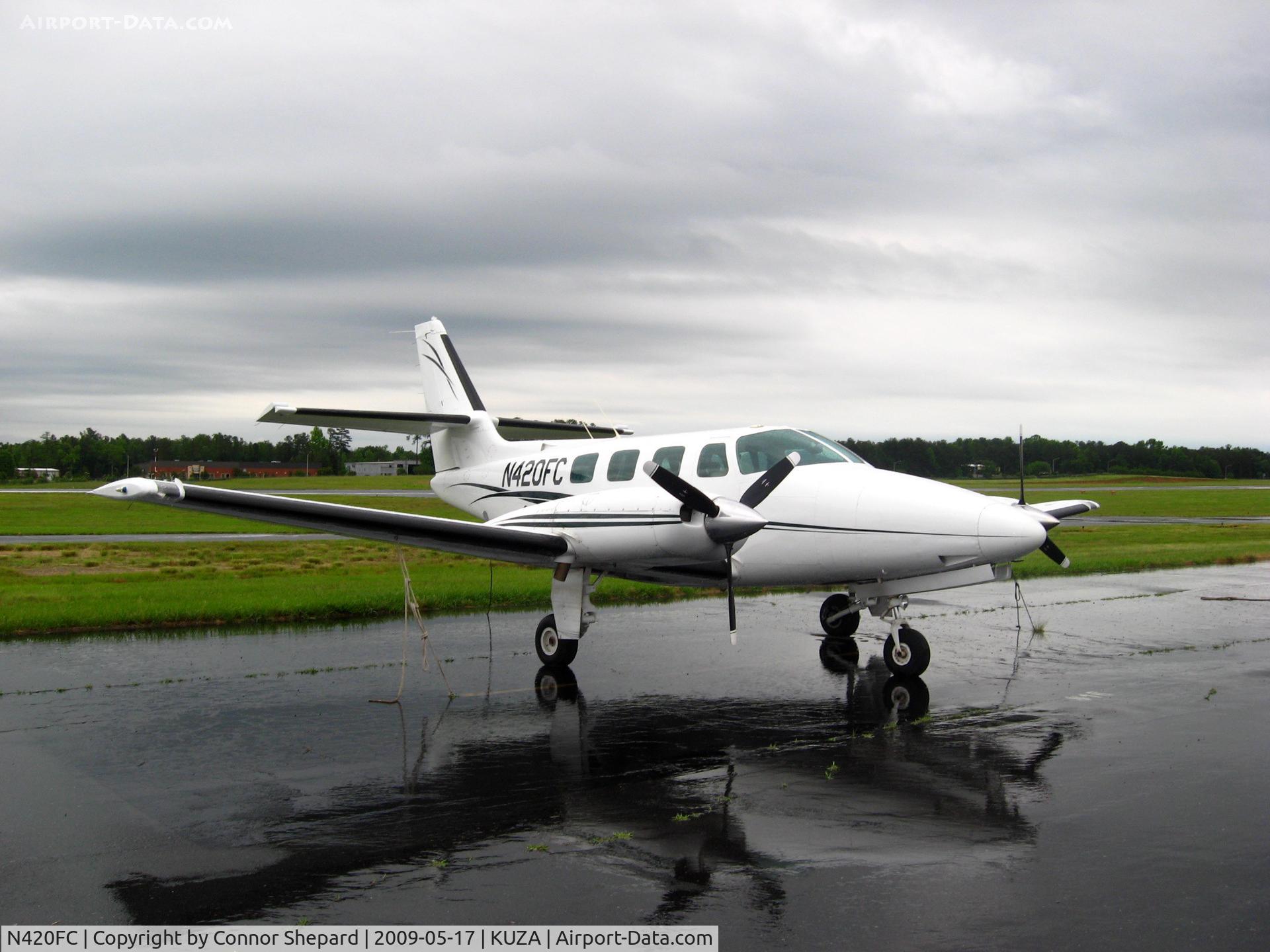 N420FC, 1982 Cessna T303 Crusader C/N T30300136, Twin engine Cessna on ramp